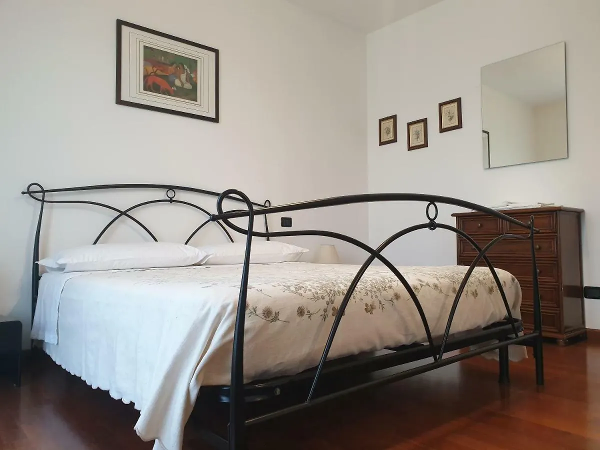 Minerva'S Garden Apartment Verona Italy